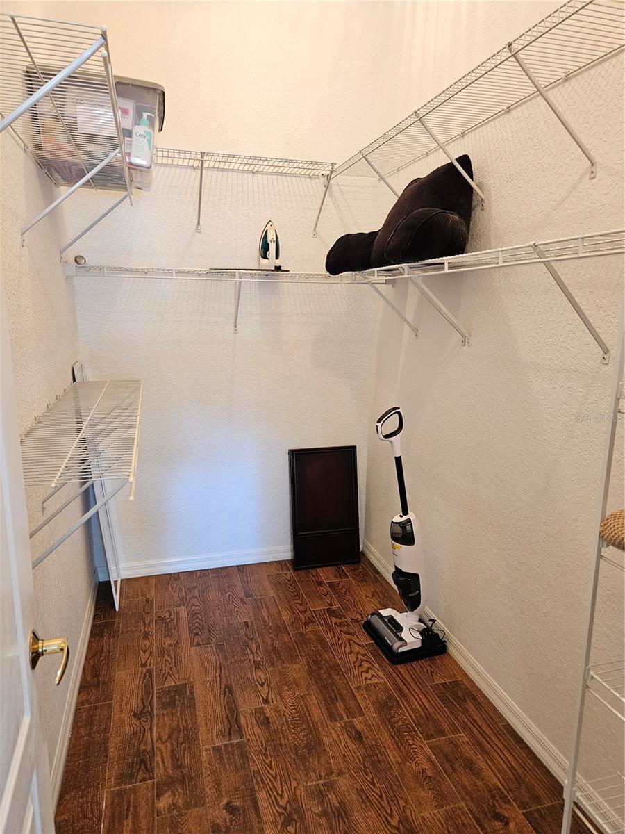 VENETIA PH 5 - Residential Lease