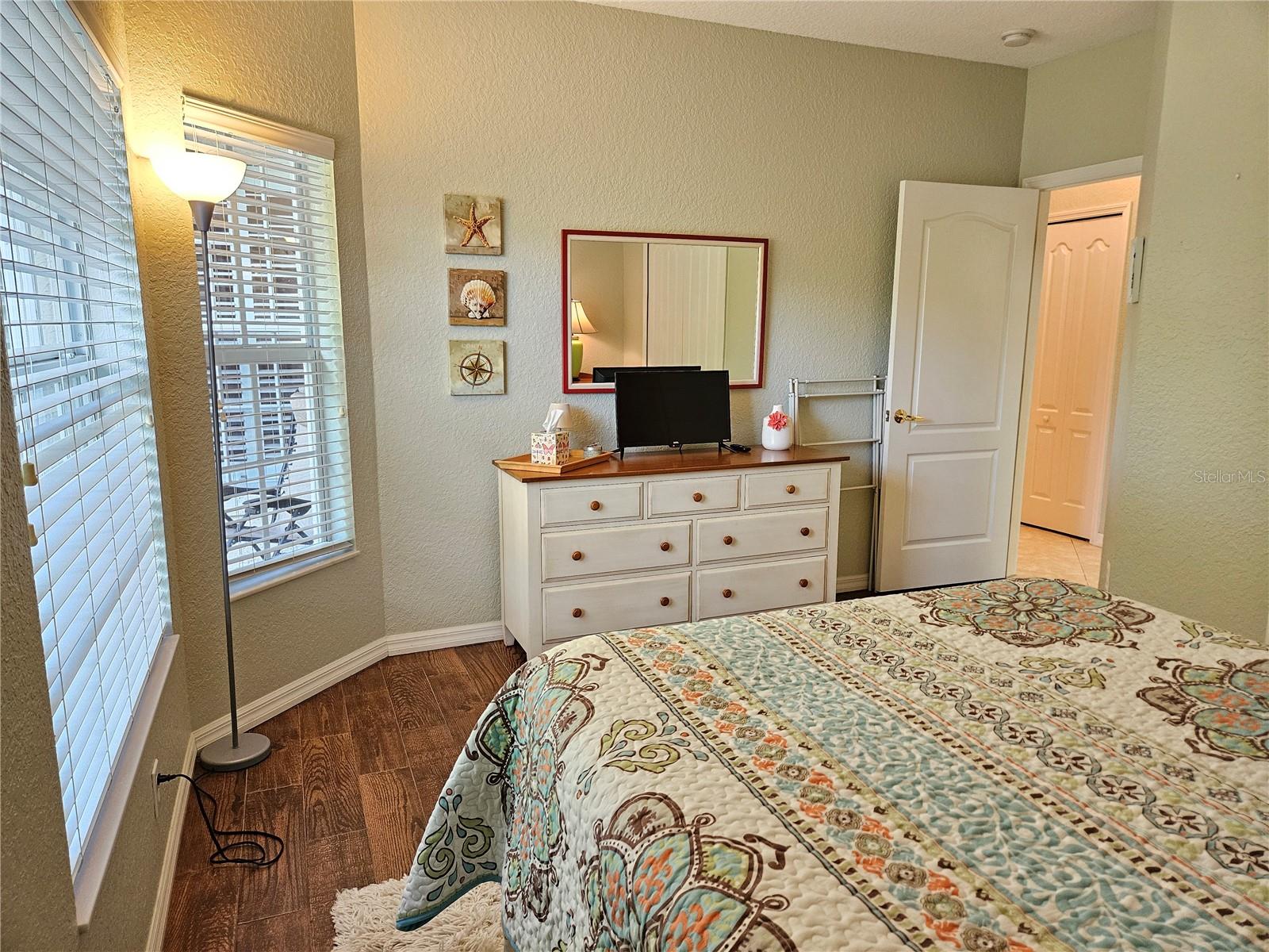 VENETIA PH 5 - Residential Lease