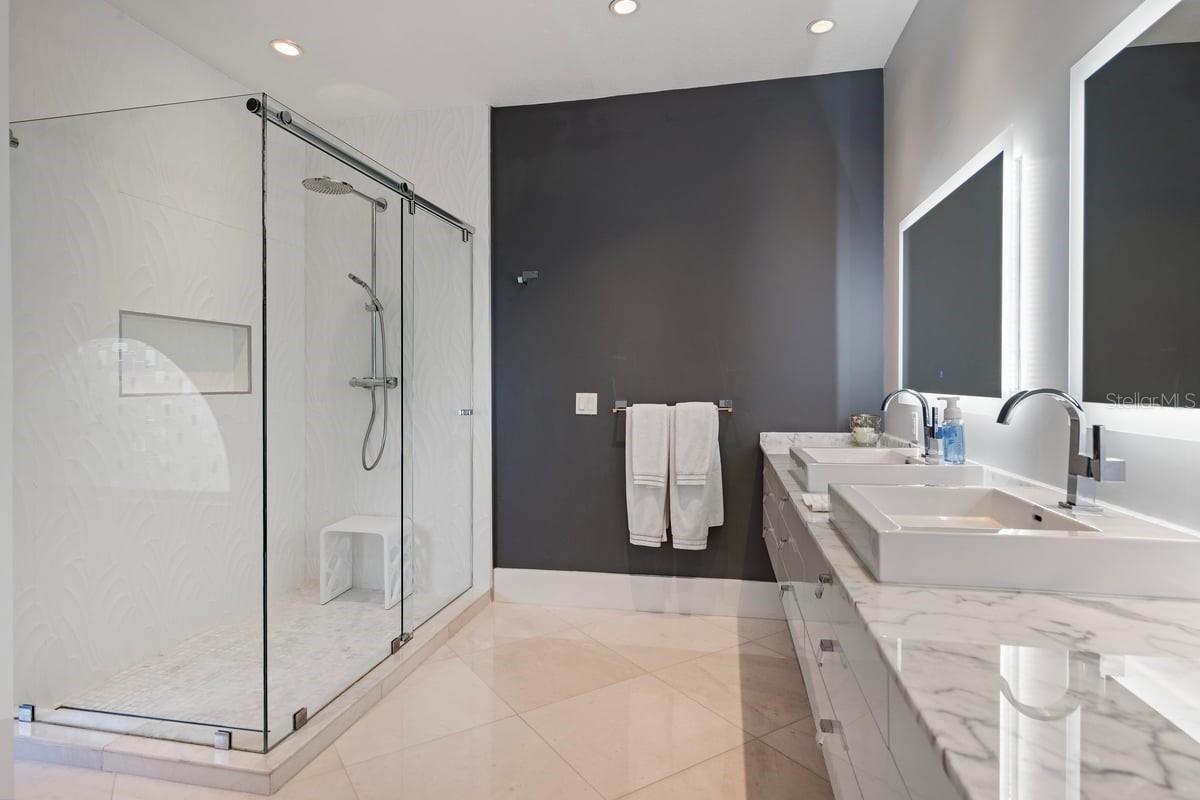 SOUTH BAY - Residential