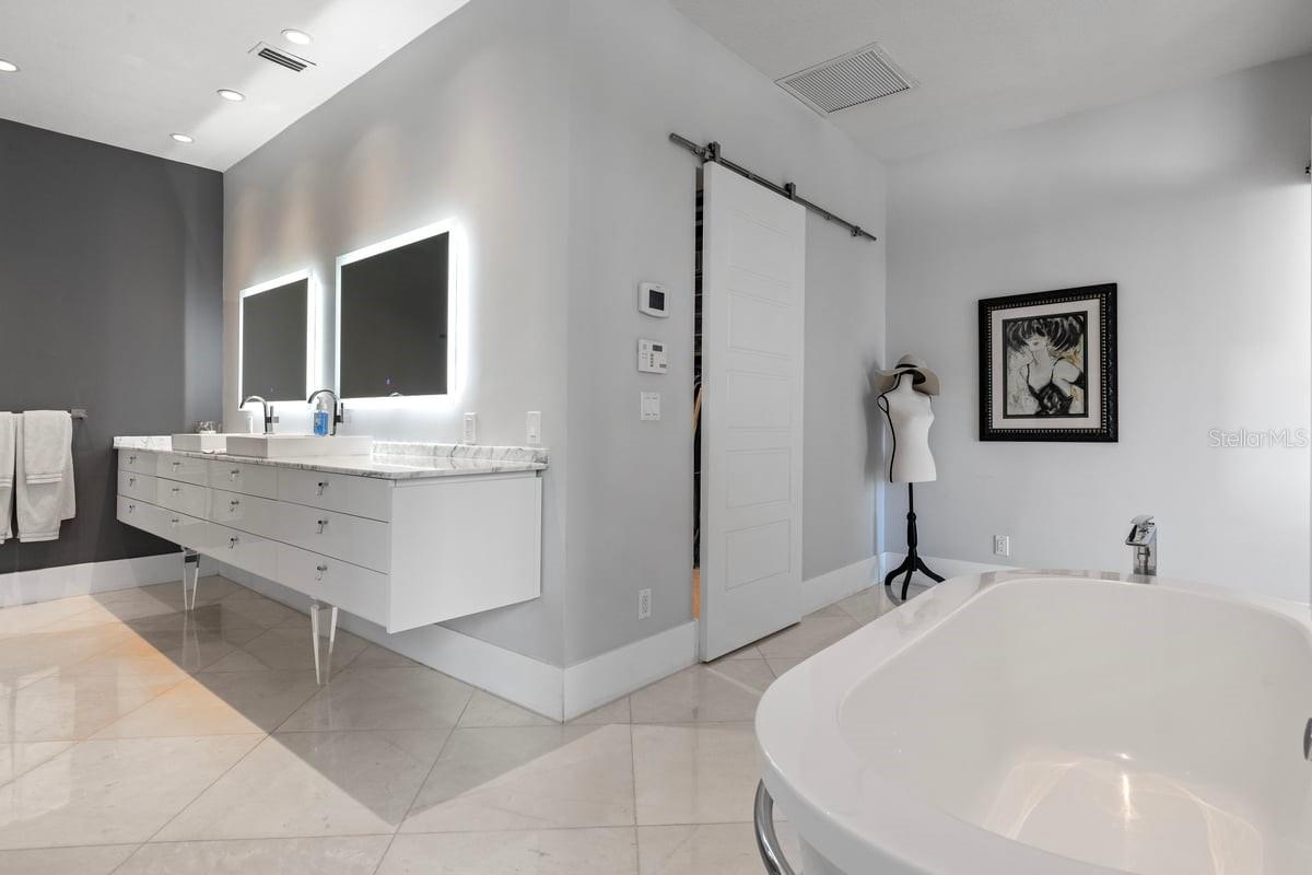 SOUTH BAY - Residential
