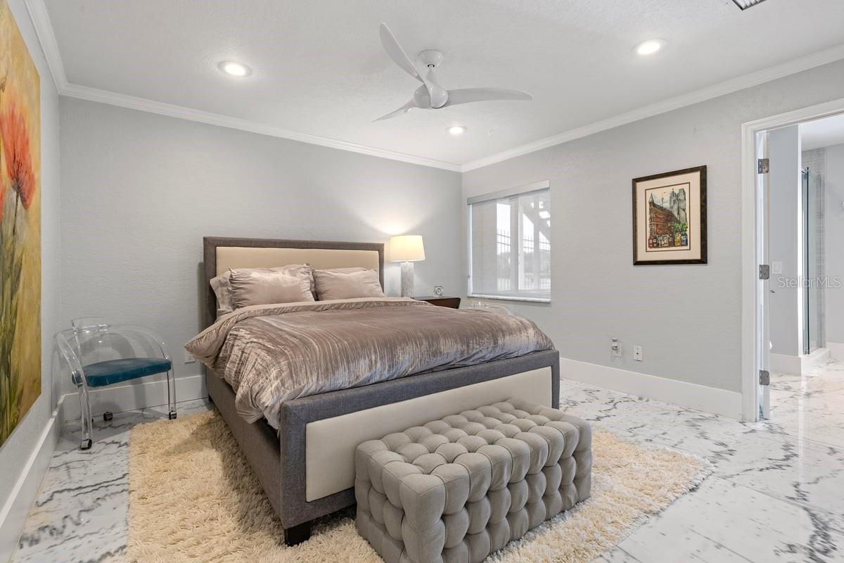 SOUTH BAY - Residential