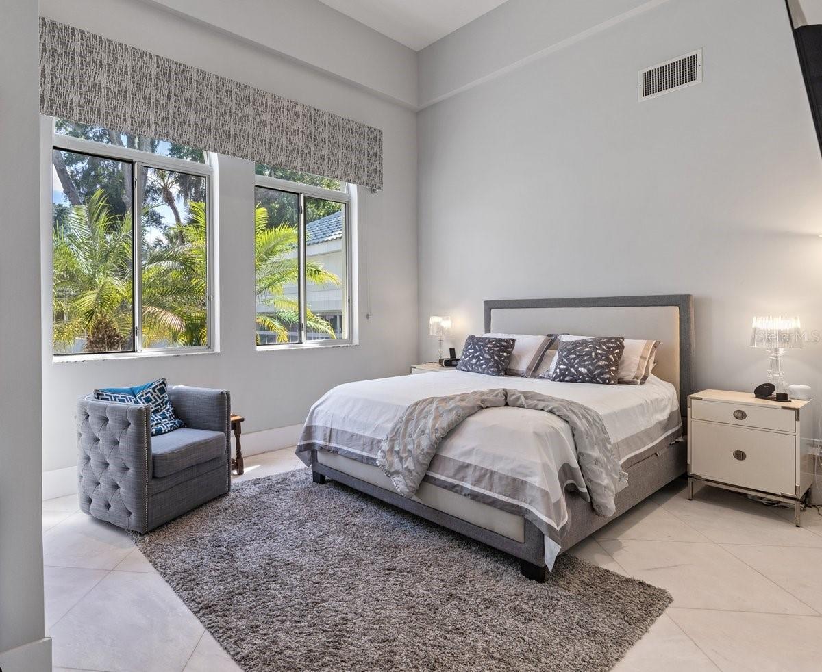 SOUTH BAY - Residential