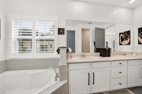Tiny photo for 4310 SE 11th Avenue, Ocala, FL 34480 (MLS # OM729639)