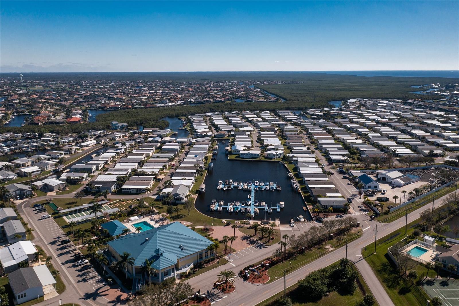 WINDMILL VILLAGE - Residential