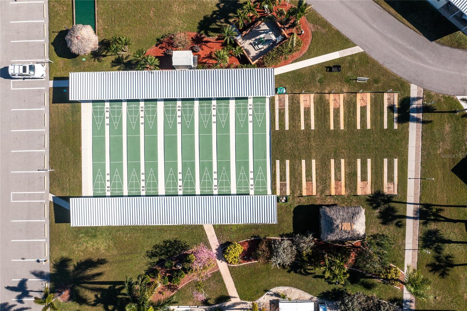 WINDMILL VILLAGE - Residential