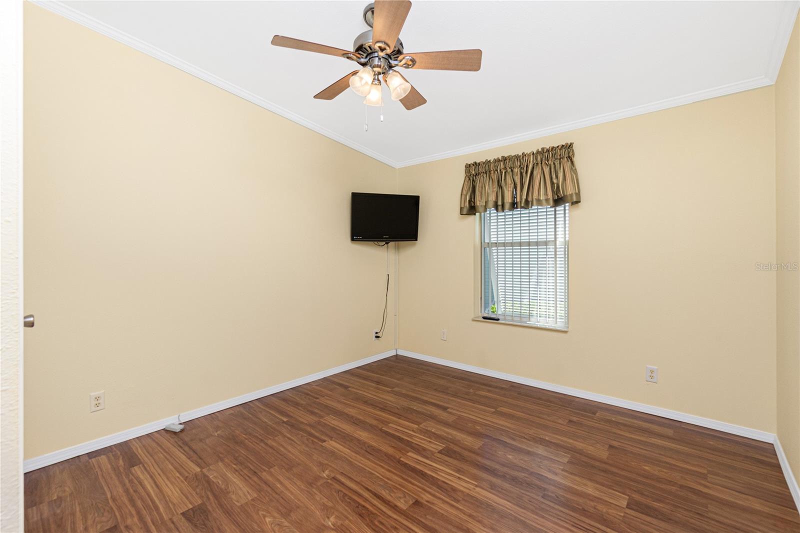 WINDMILL VILLAGE - Residential