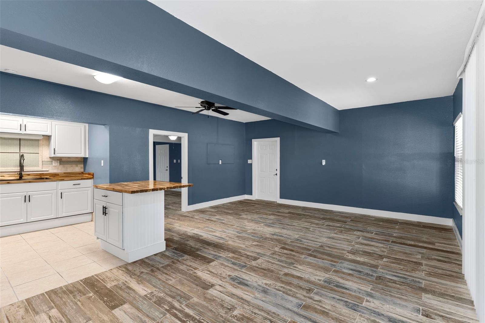 COUNTRY CLUB ADD TO OLDSMAR REV - Residential