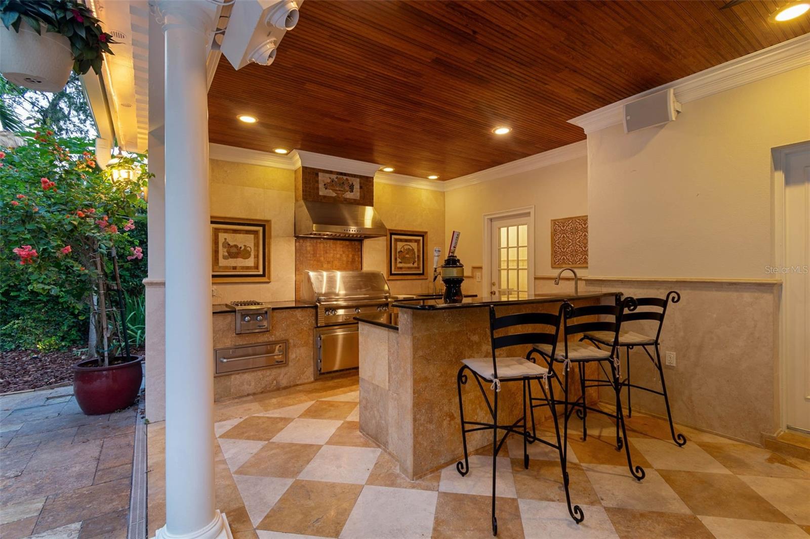 THOMPSON EAST SUB - Residential
