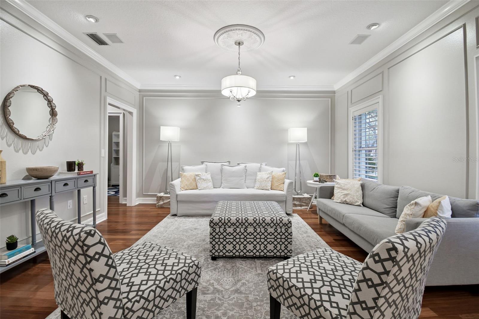 THOMPSON EAST SUB - Residential