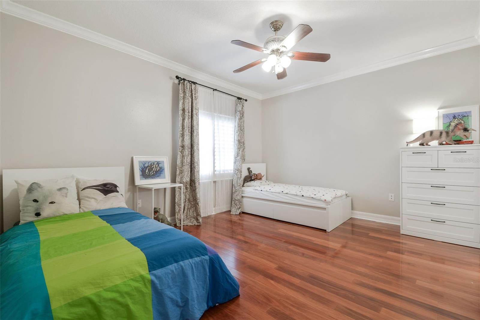 THOMPSON EAST SUB - Residential