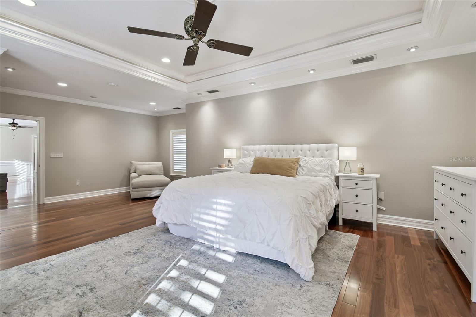 THOMPSON EAST SUB - Residential