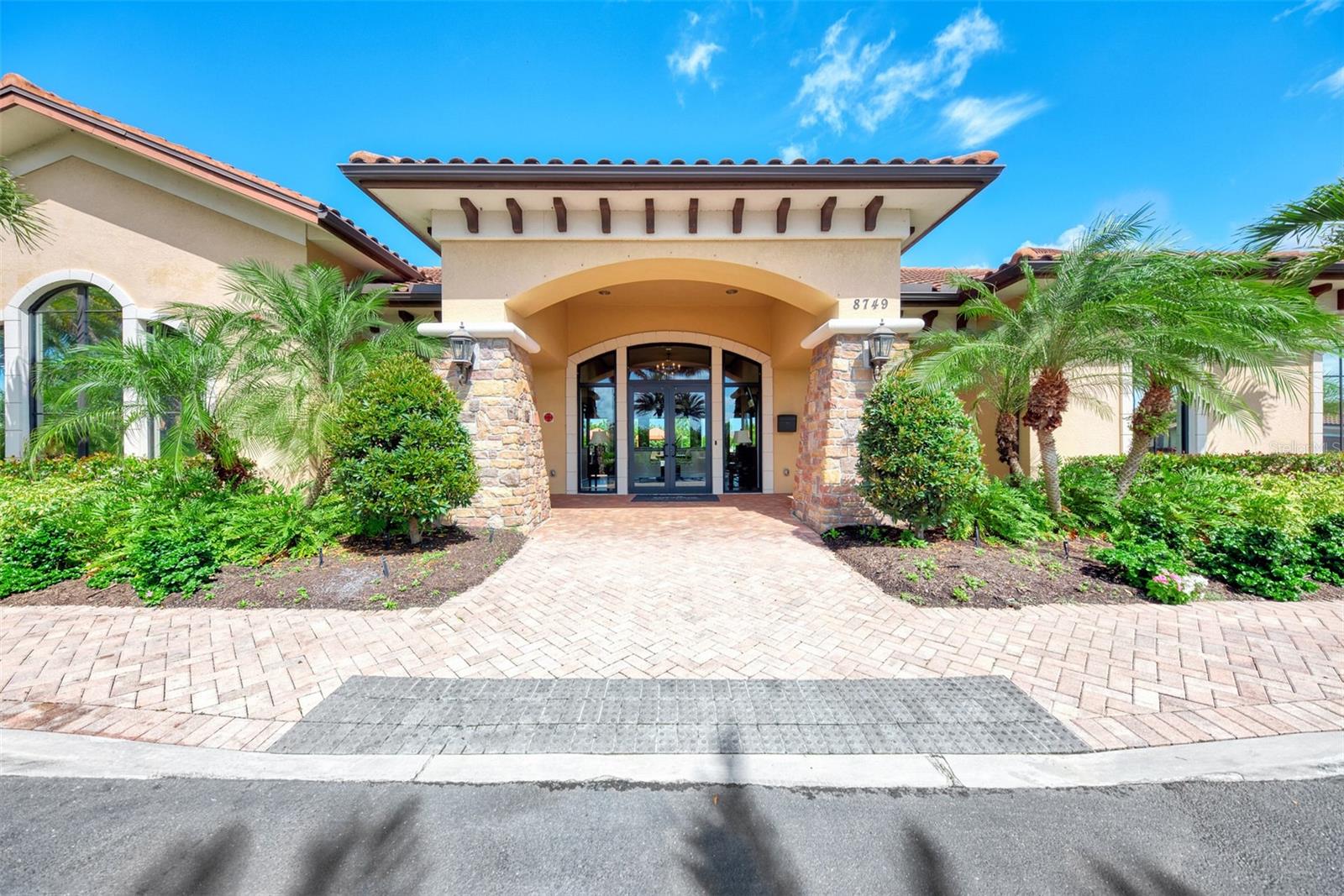 COBBLESTONE/PALMER RANCH PH 1 - Residential