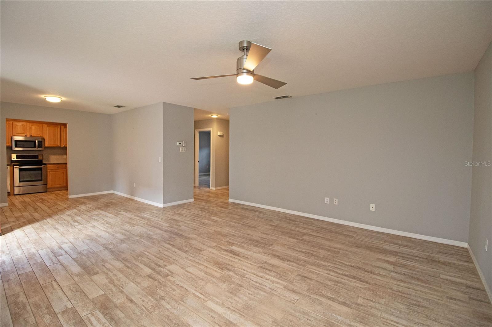 GOLFVIEW II CONDO - Residential Lease