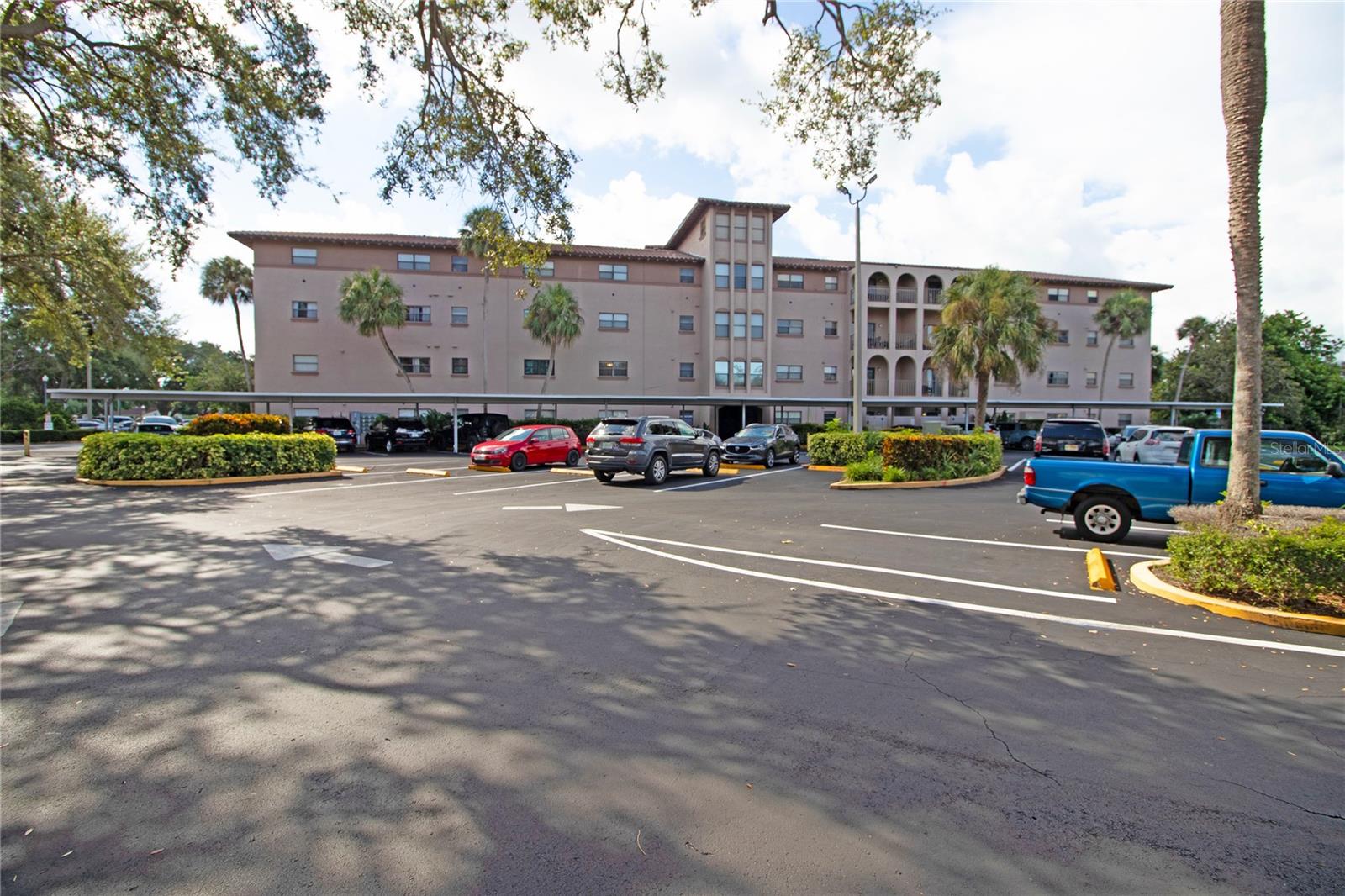GOLFVIEW II CONDO - Residential Lease
