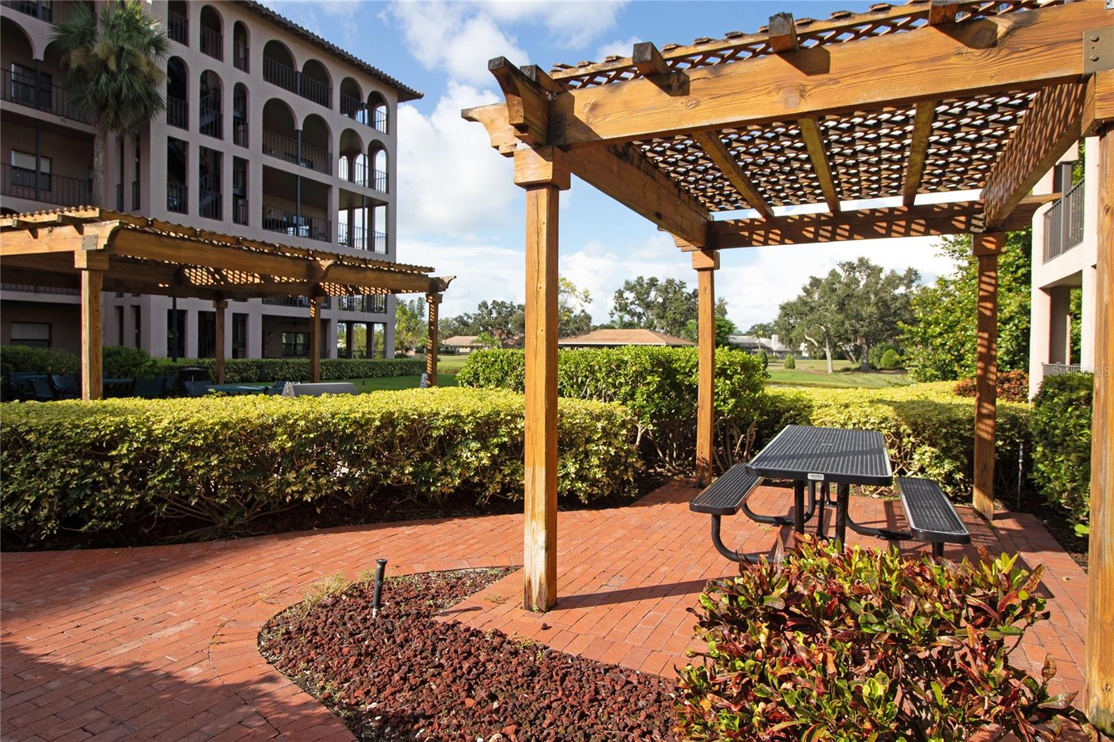 GOLFVIEW II CONDO - Residential Lease
