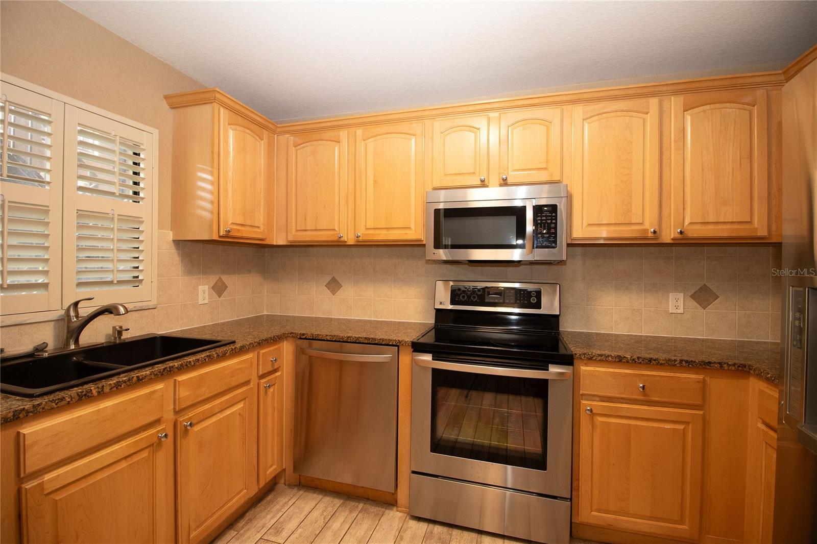 GOLFVIEW II CONDO - Residential Lease