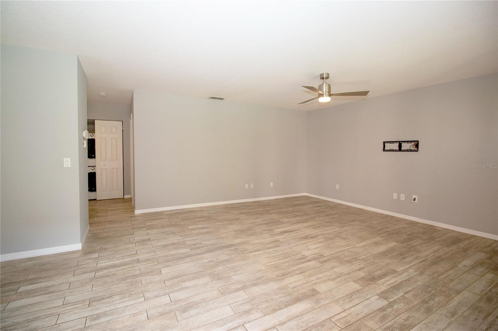 GOLFVIEW II CONDO - Residential Lease
