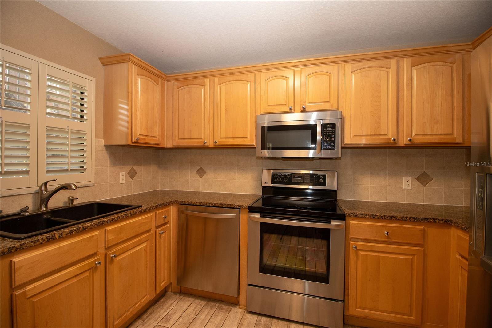 GOLFVIEW II CONDO - Residential Lease