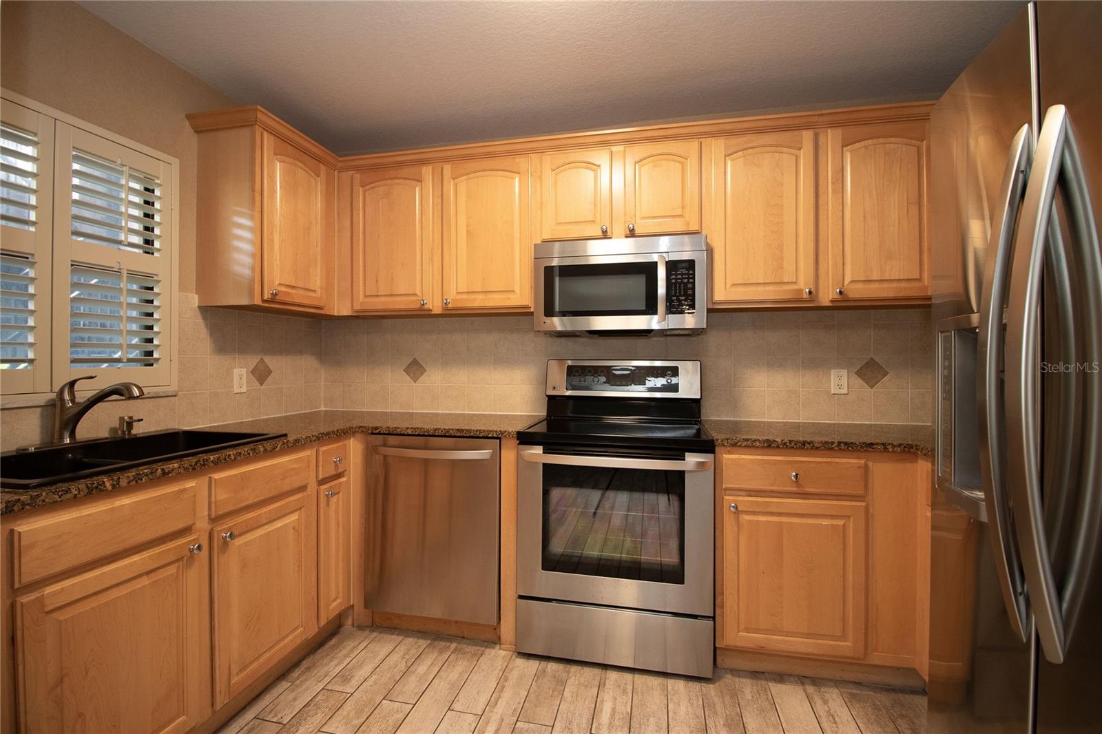 GOLFVIEW II CONDO - Residential Lease