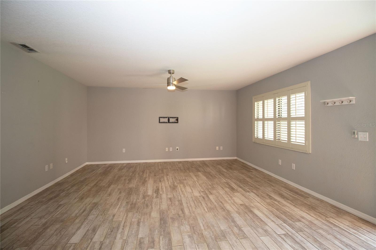 GOLFVIEW II CONDO - Residential Lease
