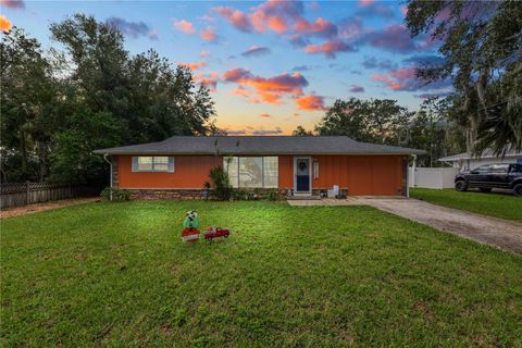 A home in WINTER HAVEN