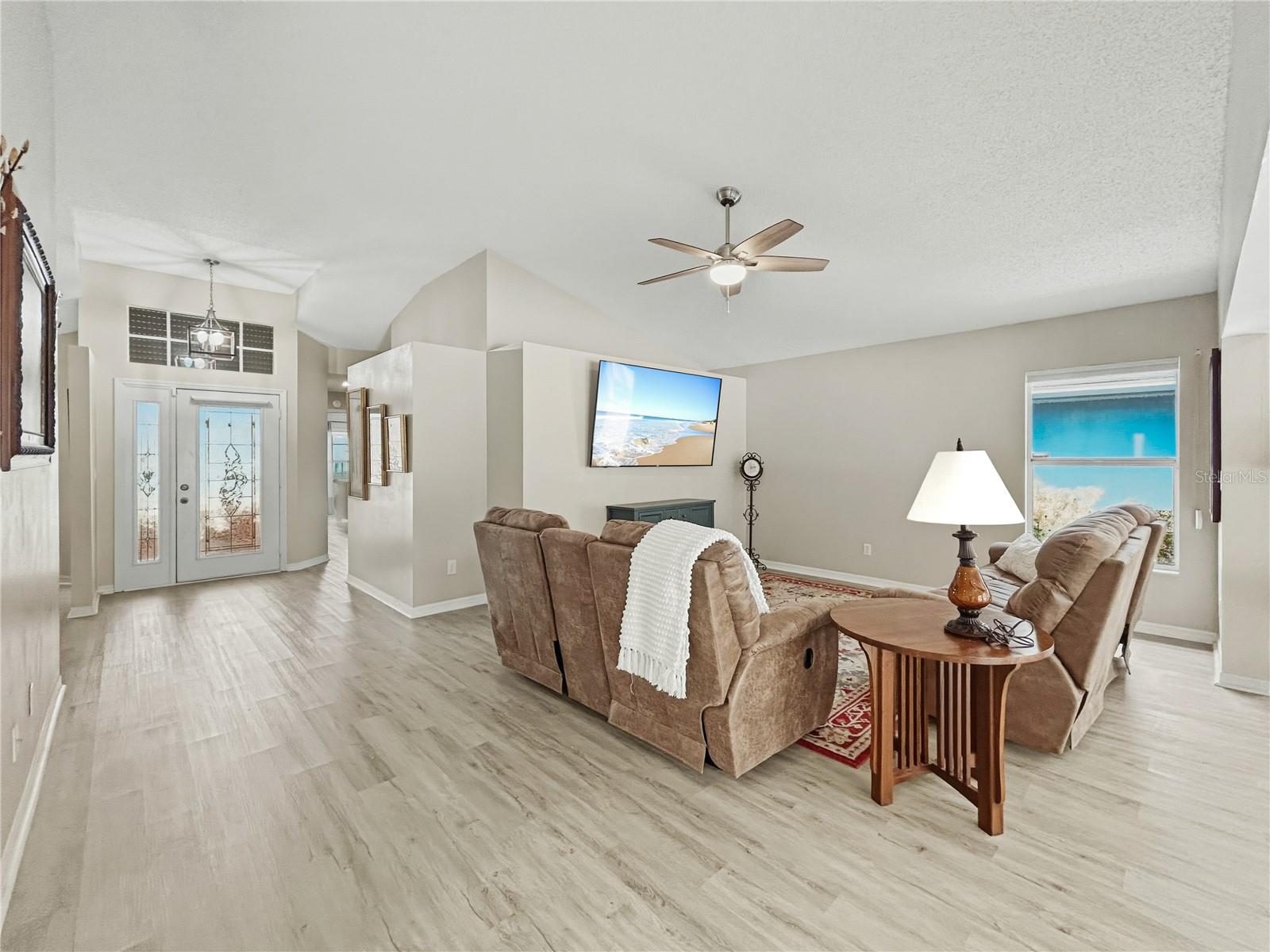 SUN CITY CENTER UNIT 162 PH - Residential