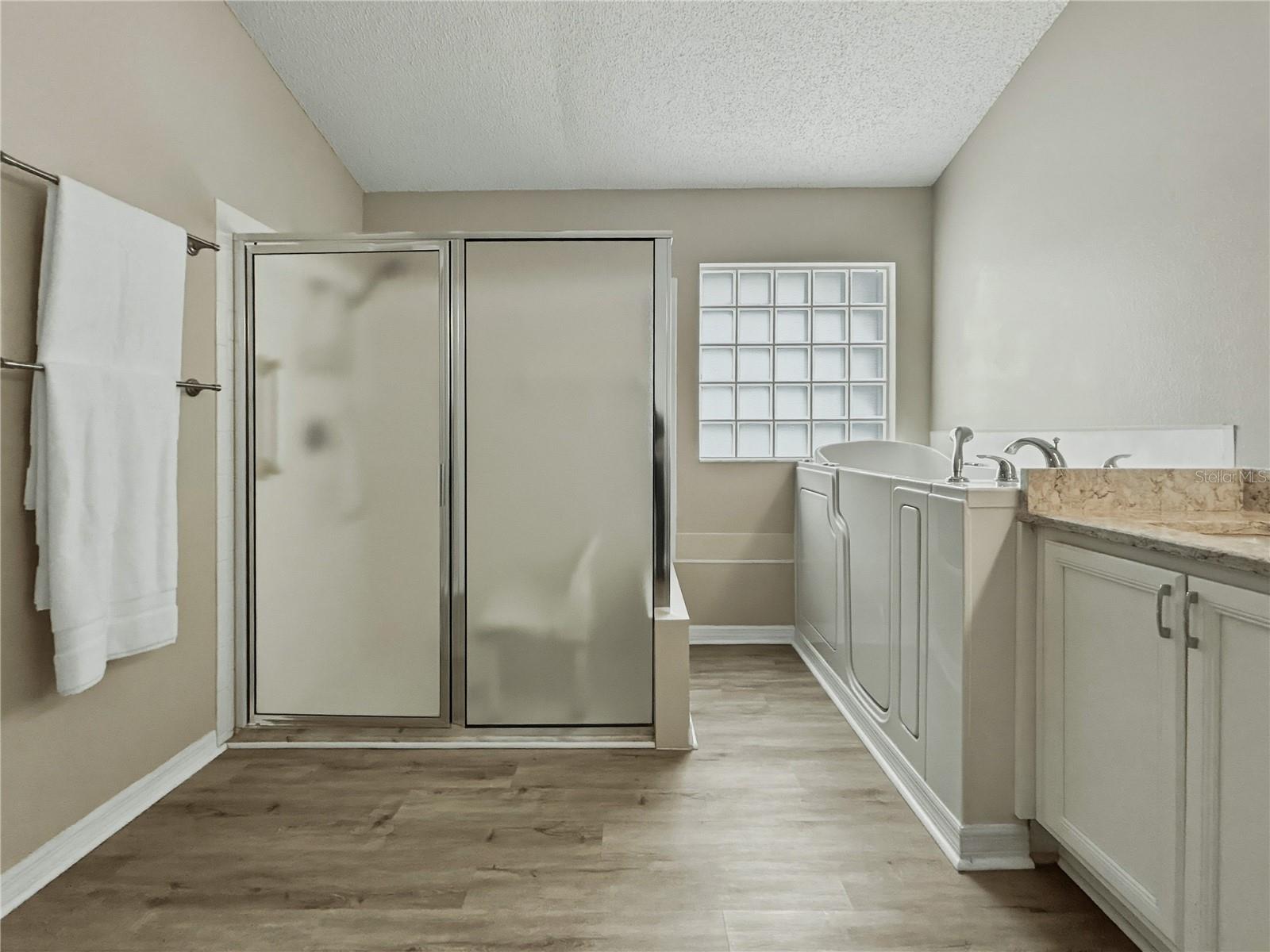SUN CITY CENTER UNIT 162 PH - Residential