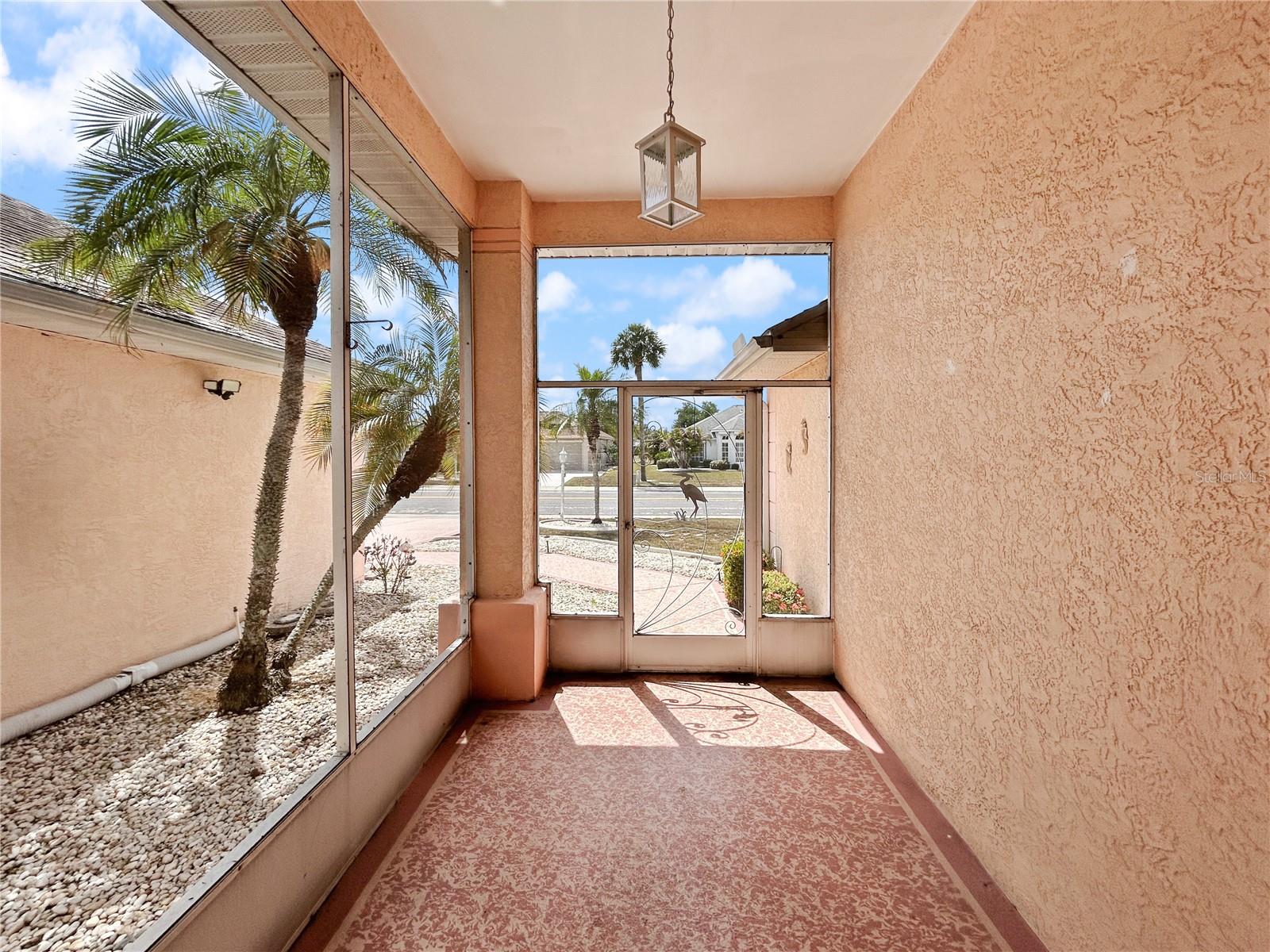 SUN CITY CENTER UNIT 162 PH - Residential