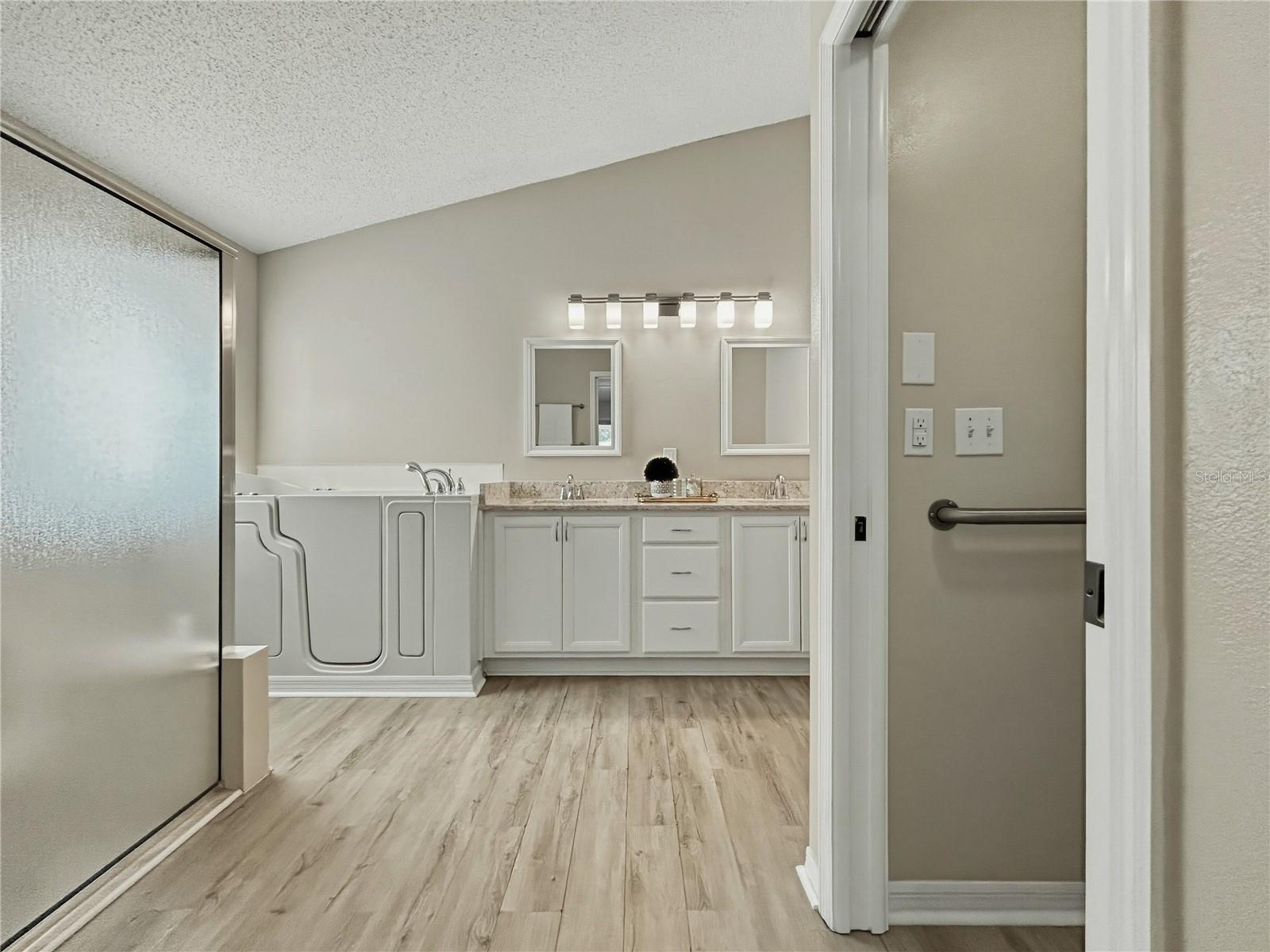 SUN CITY CENTER UNIT 162 PH - Residential