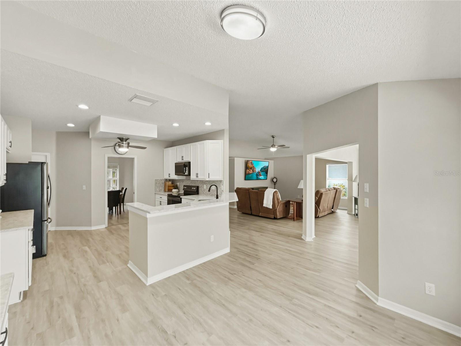 SUN CITY CENTER UNIT 162 PH - Residential