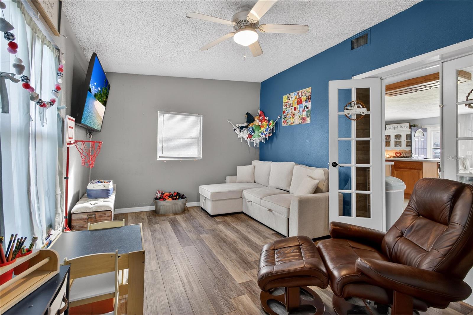 WEST HIGHLANDS - Residential