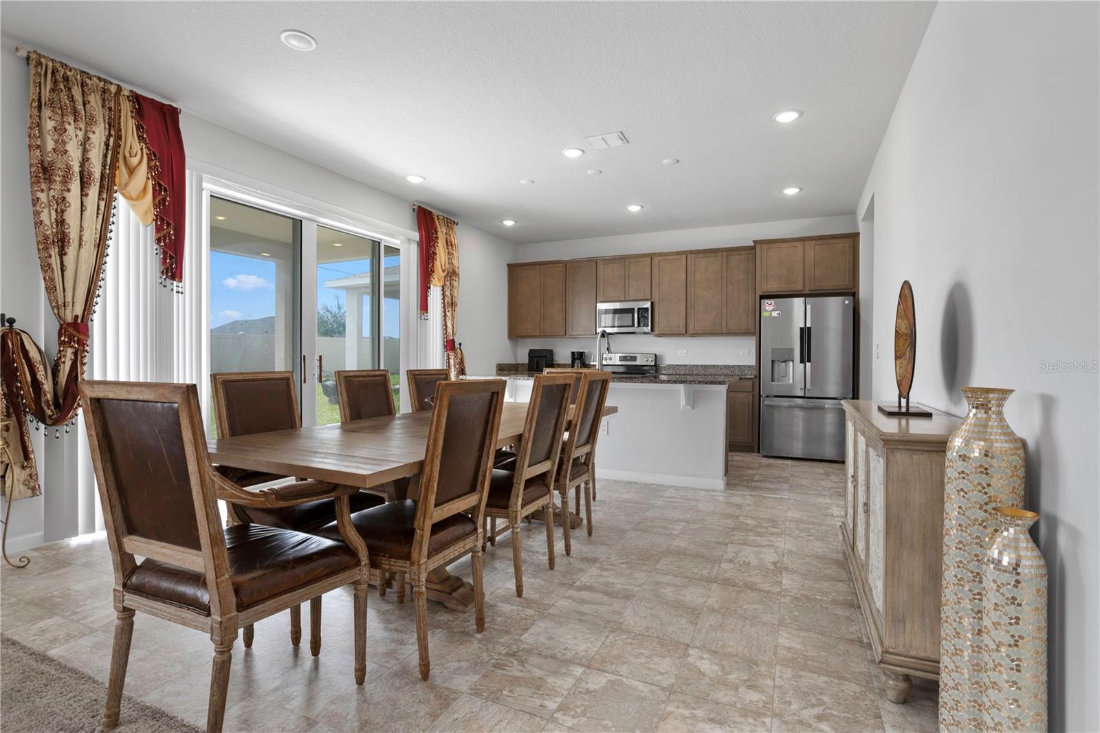 FOREST LAKE PH I - Residential Lease