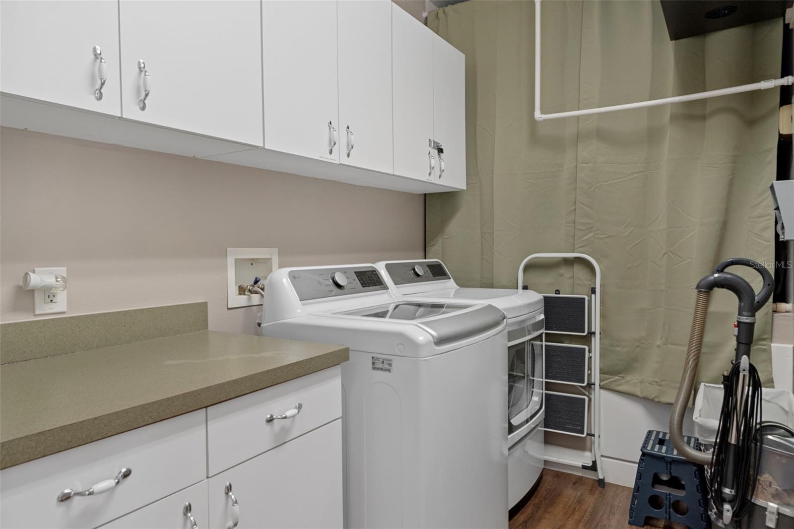 INDIAN WATERS UNIT 02 - Residential