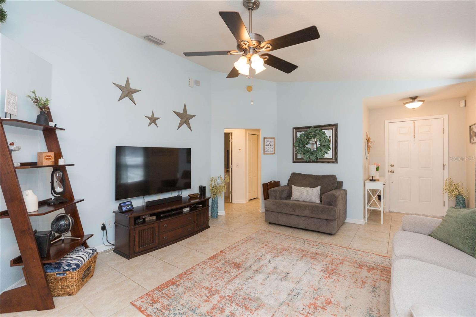 COLLEGE CHASE PH 1 - Residential