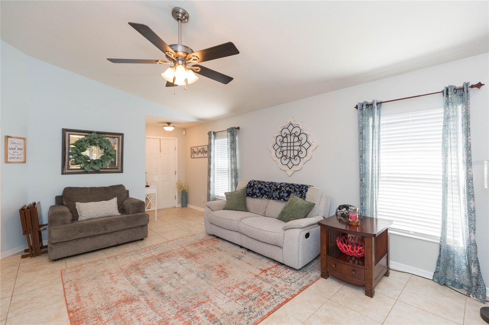 COLLEGE CHASE PH 1 - Residential