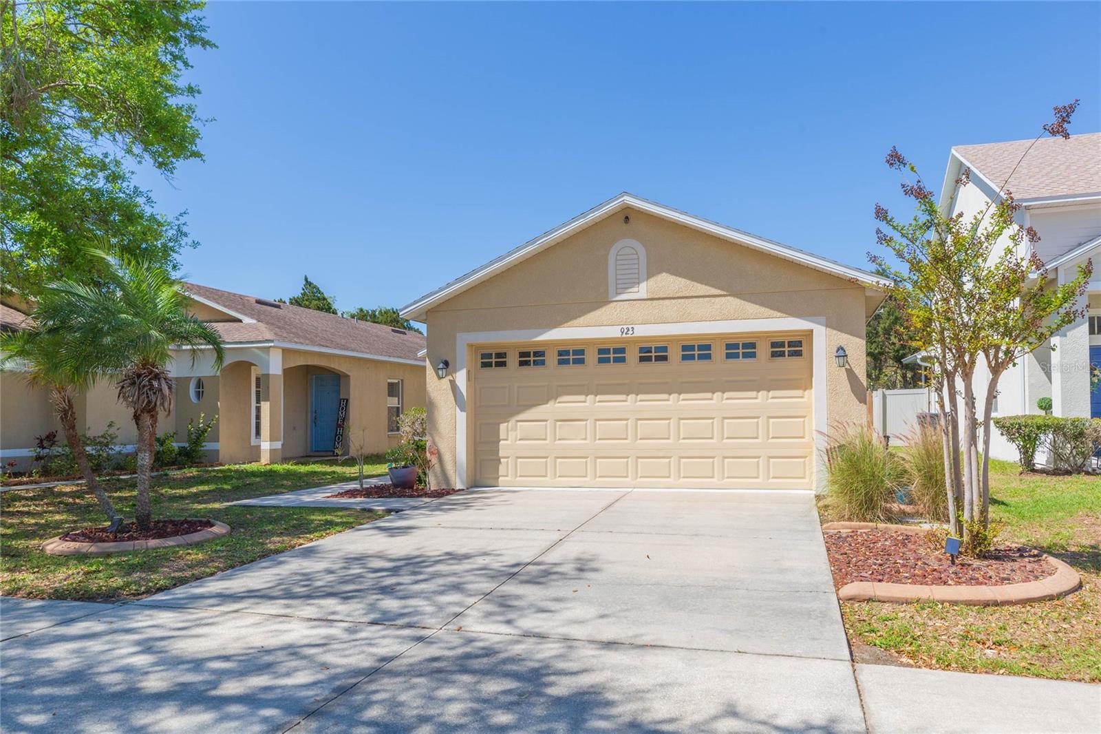 923 WINDTON OAK DRIVE