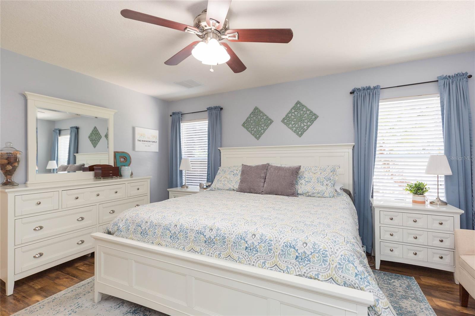 COLLEGE CHASE PH 1 - Residential