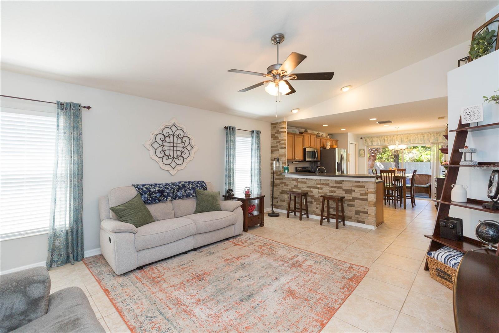 COLLEGE CHASE PH 1 - Residential