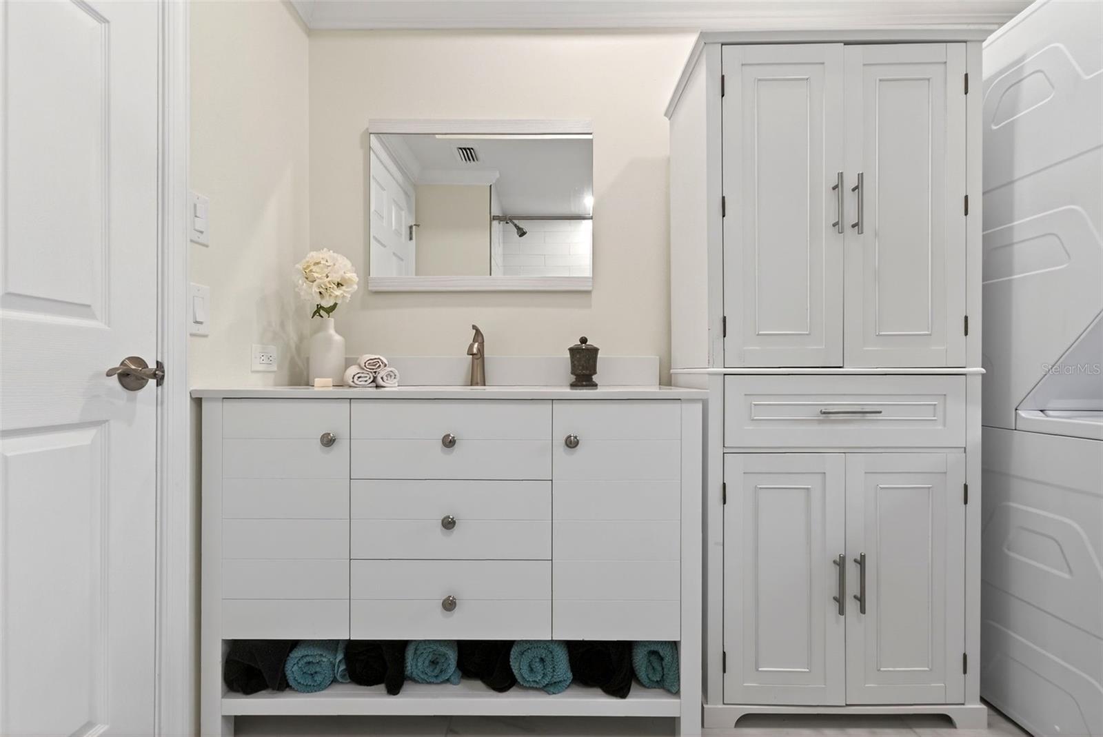 SIESTA PROPERTIES INC - Residential