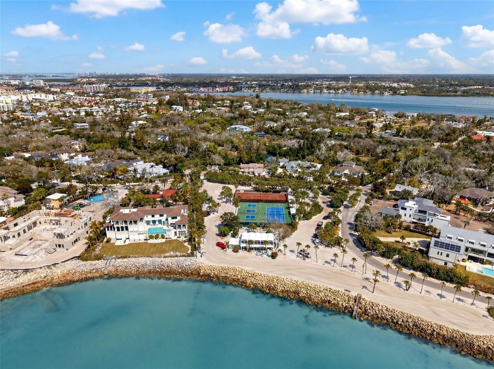 SIESTA PROPERTIES INC - Residential