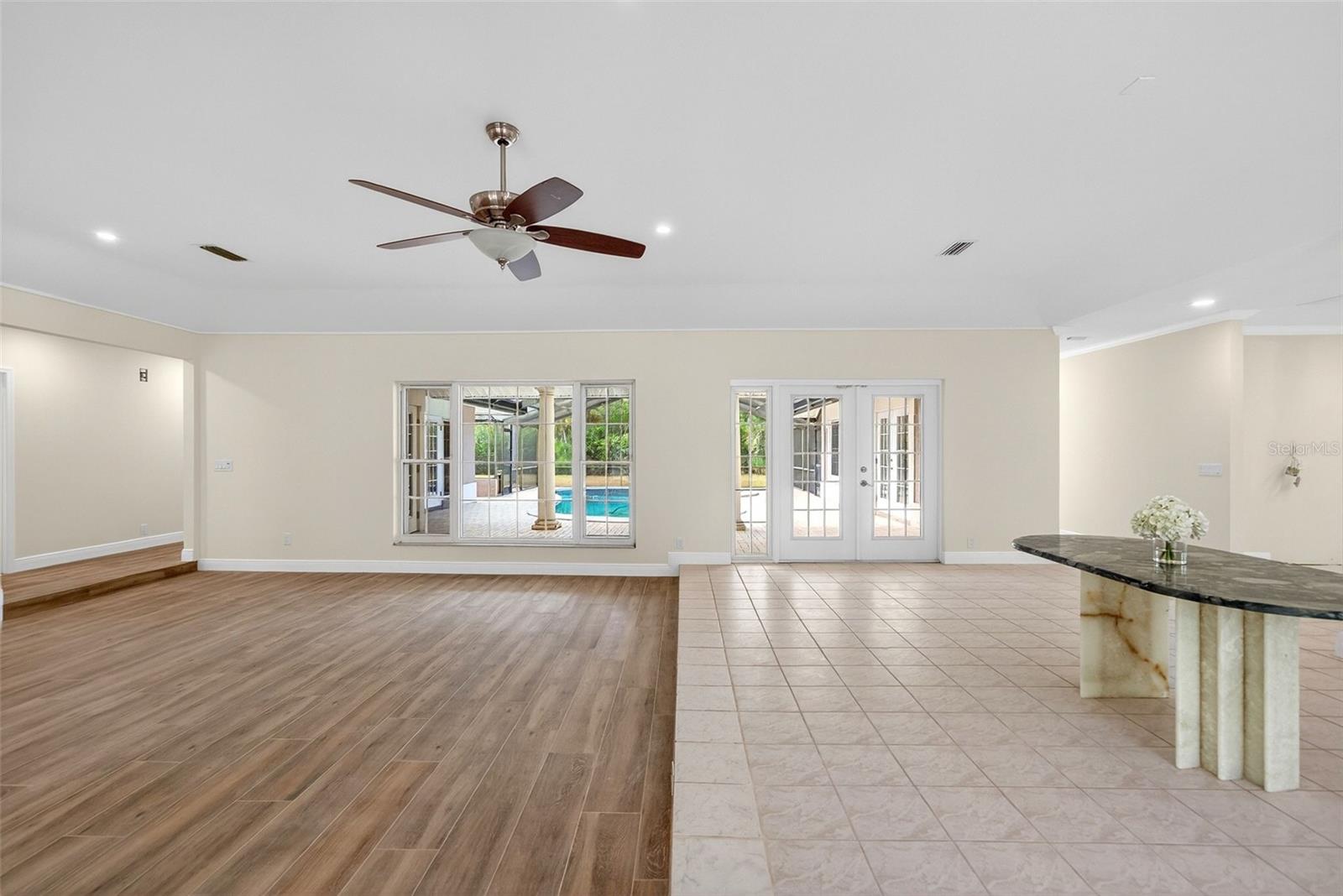 SIESTA PROPERTIES INC - Residential