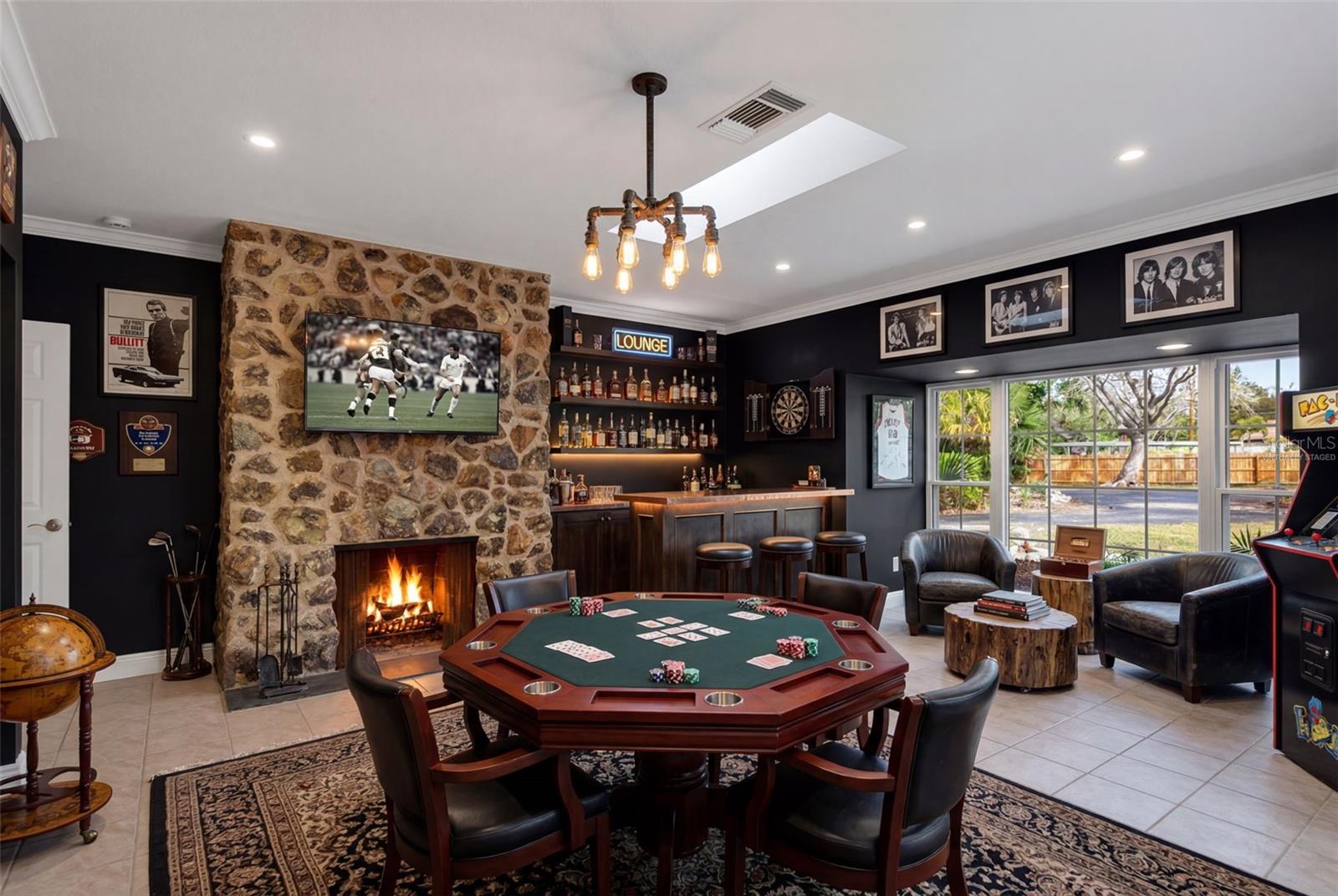 SIESTA PROPERTIES INC - Residential