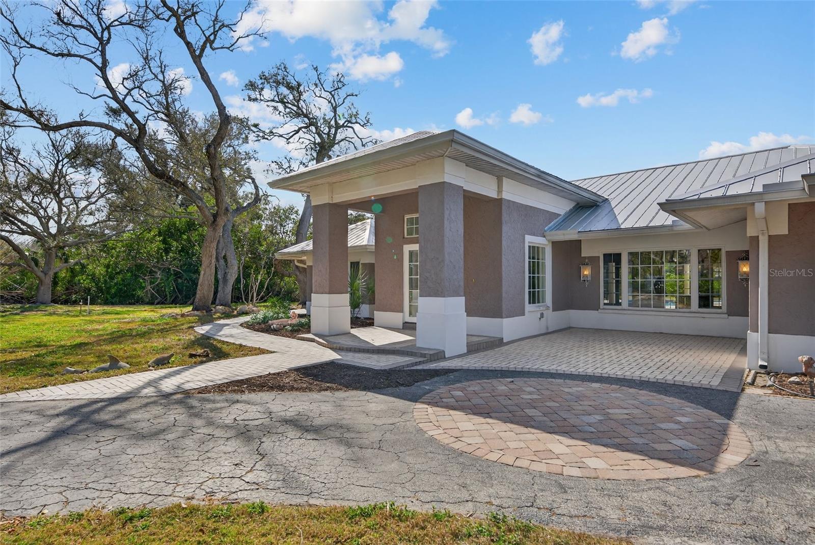 SIESTA PROPERTIES INC - Residential