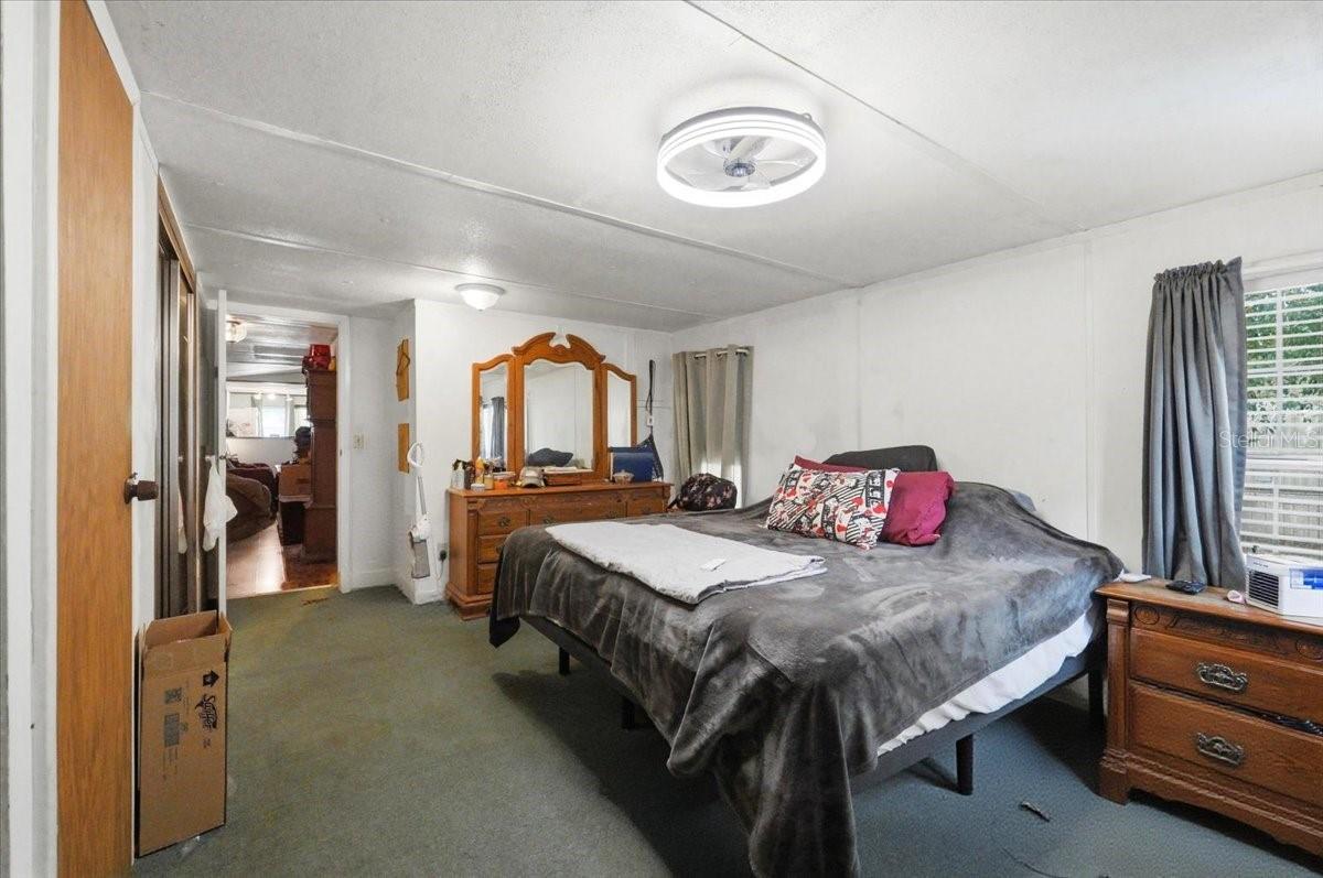 LAKE MARIANA ACRES - Residential