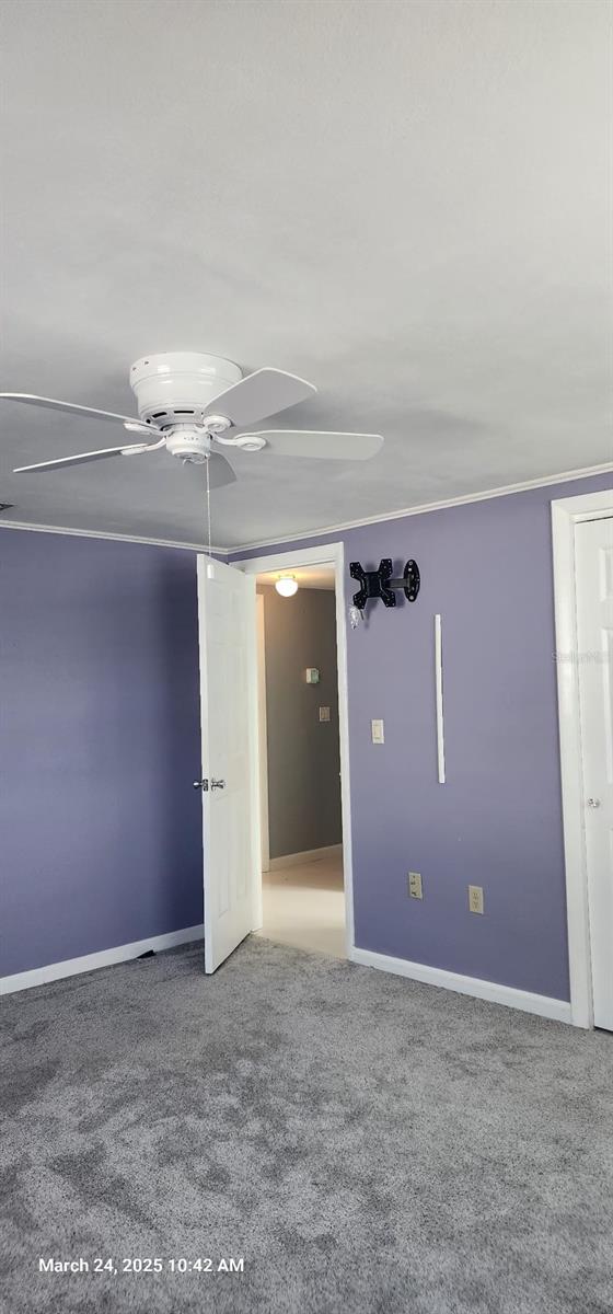 HOLIDAY GARDENS ESTATES - Residential Lease