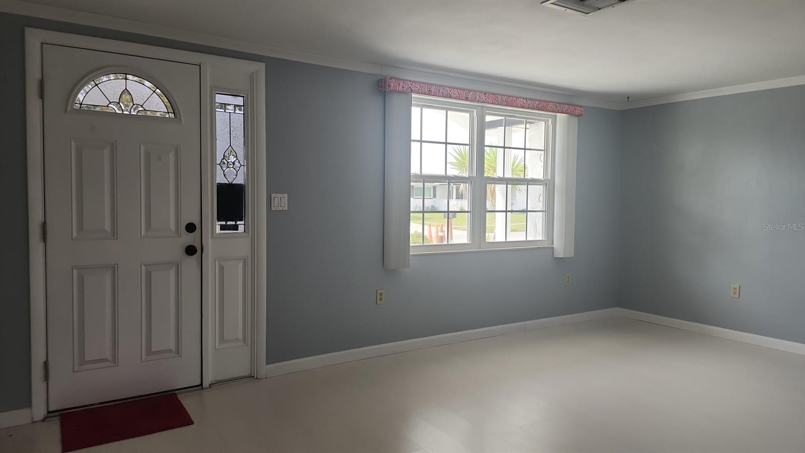 HOLIDAY GARDENS ESTATES - Residential Lease