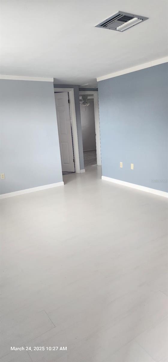 HOLIDAY GARDENS ESTATES - Residential Lease