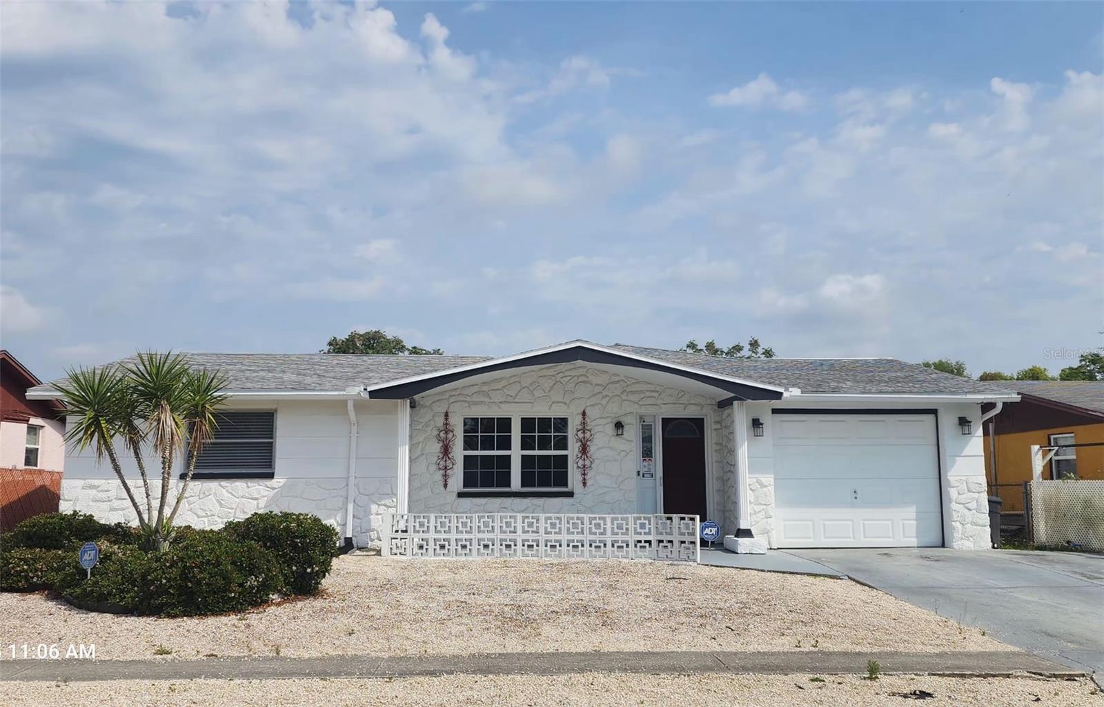 HOLIDAY GARDENS ESTATES - Residential Lease