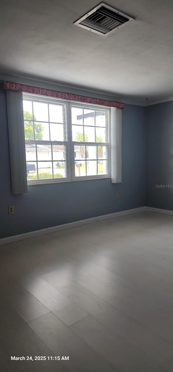 HOLIDAY GARDENS ESTATES - Residential Lease