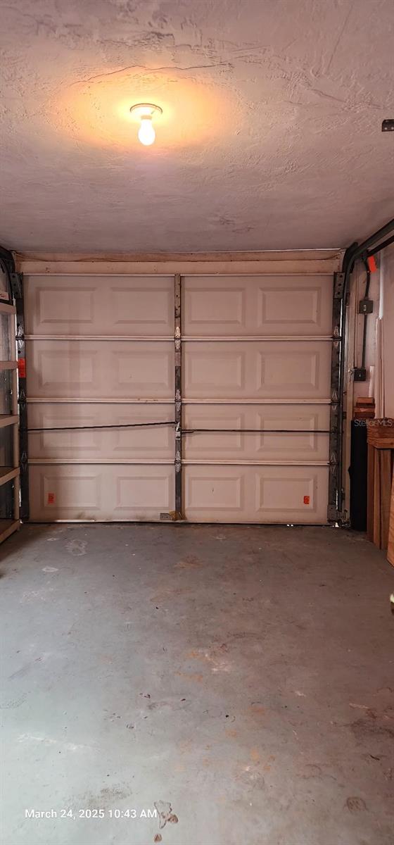 HOLIDAY GARDENS ESTATES - Residential Lease